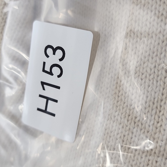 NEW Gap Womens Beige Cotton Knit Pullover Sweater L Long Sleeve Crewneck… - Picture 8 of 8